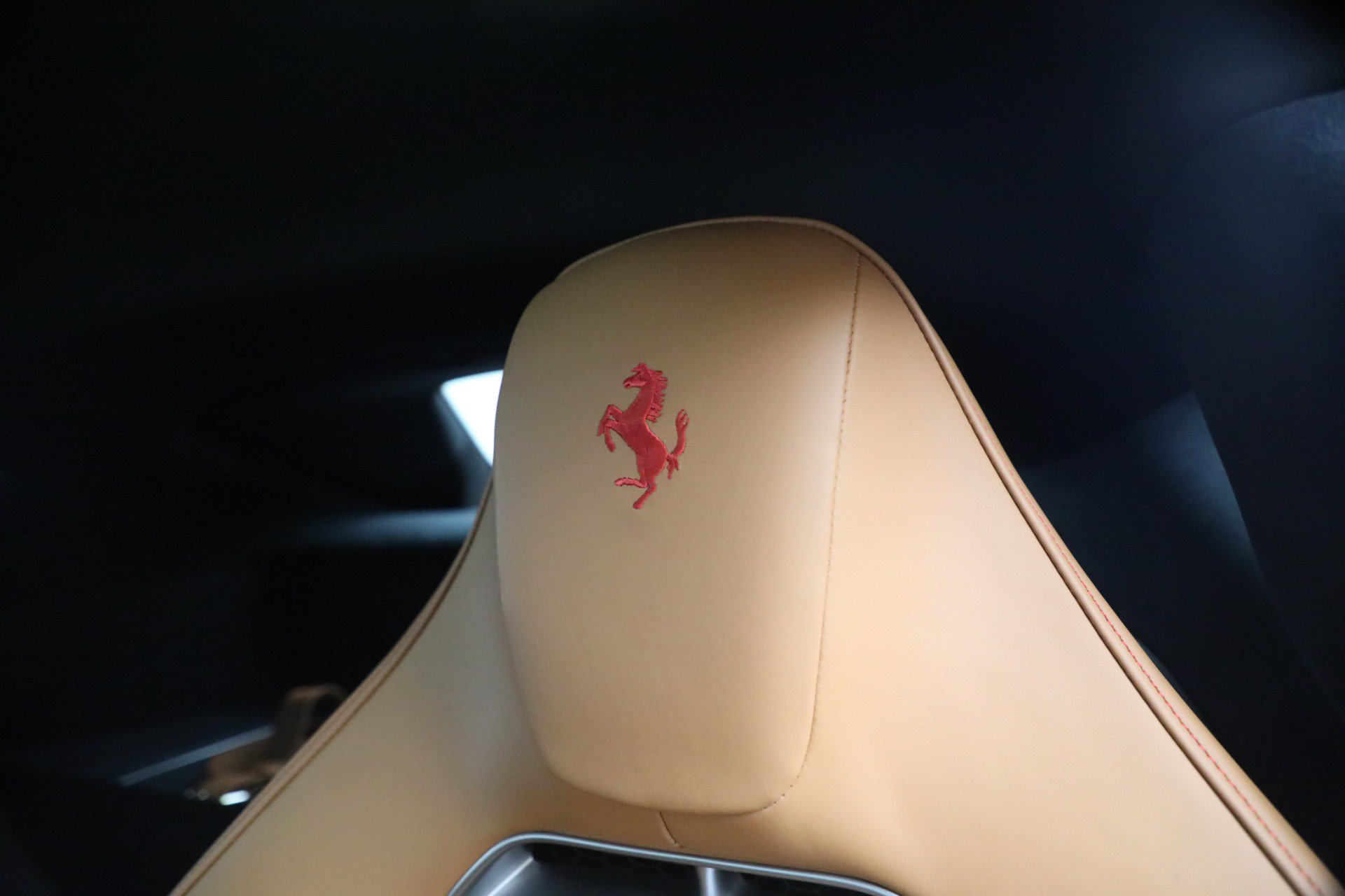 Certified 2025 Ferrari 12Cilindri RWD image 18