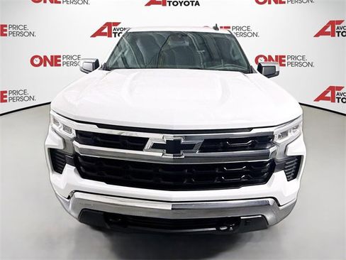 Used 2022 Chevrolet Silverado 1500 LT w/ Z71 Off-Road Package image 2