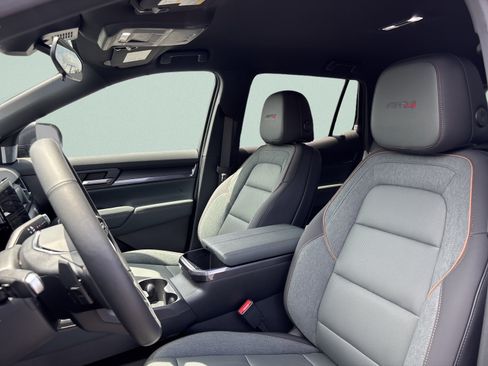New 2026 GMC Terrain AT4 AWD/4WD image 12