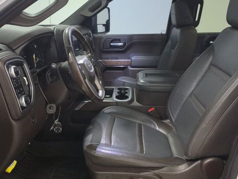 Used 2021 GMC Sierra 1500 Denali w/ Denali Ultimate Package AWD/4WD image 8