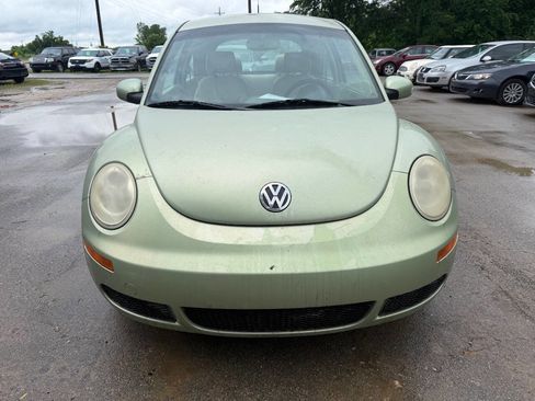 Used 2008 Volkswagen Beetle S FWD image 8