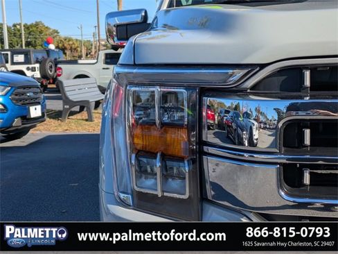 Used 2023 Ford F150 Lariat w/ Trailer Tow Package image 11