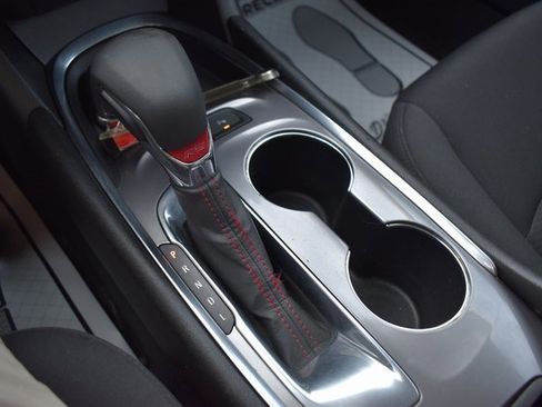 Used 2021 Chevrolet Malibu RS image 25