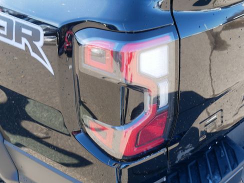 Used 2025 Ford Ranger Raptor image 17