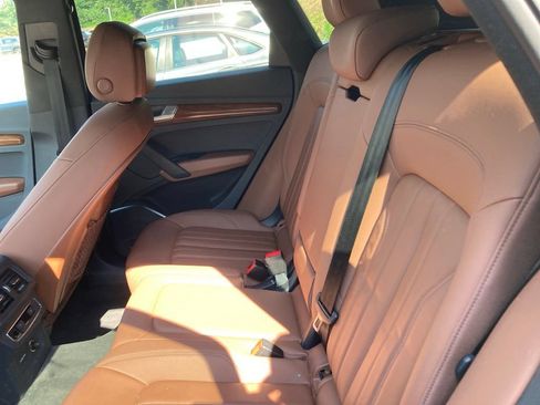 Used 2023 Audi Q5 2.0T Premium w/ Convenience Package AWD/4WD image 10