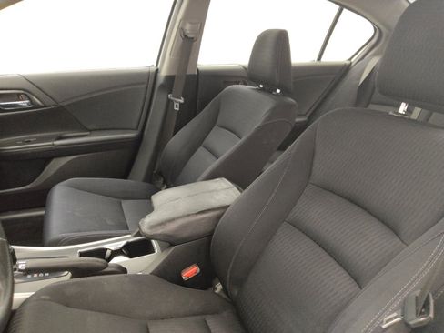 Used 2014 Honda Accord Sport image 17