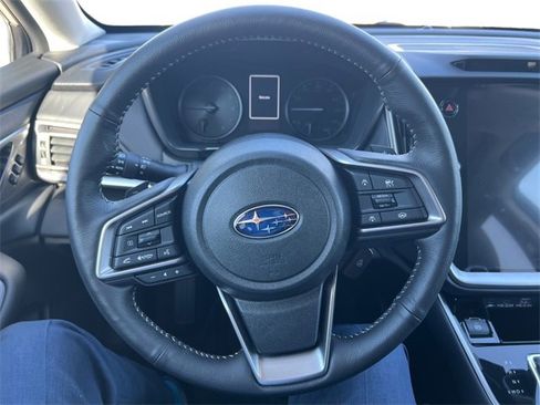 Used 2025 Subaru Outback Limited image 14