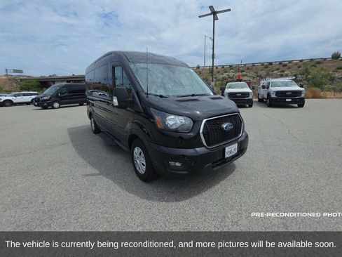 Used 2025 Ford Transit 350 XLT RWD image 3