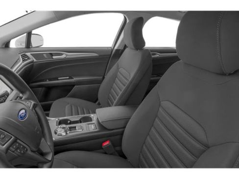 Used 2018 Ford Fusion SE w/ Fusion SE Technology Package AWD/4WD image 9