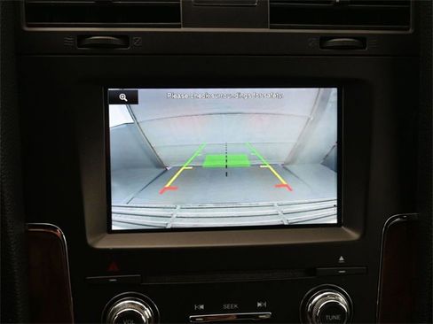 Used 2015 Lincoln Navigator Base image 16