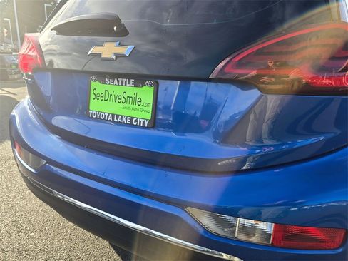 Used 2021 Chevrolet Bolt LT image 12