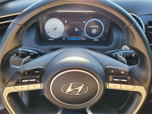 Used 2022 Hyundai Santa Cruz SEL Premium image 24