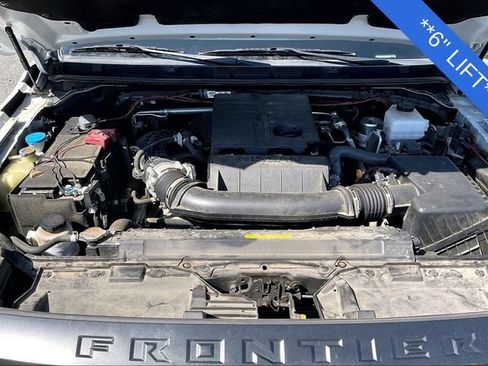 Used 2024 Nissan Frontier PRO-4X w/ Technology Package AWD/4WD image 29