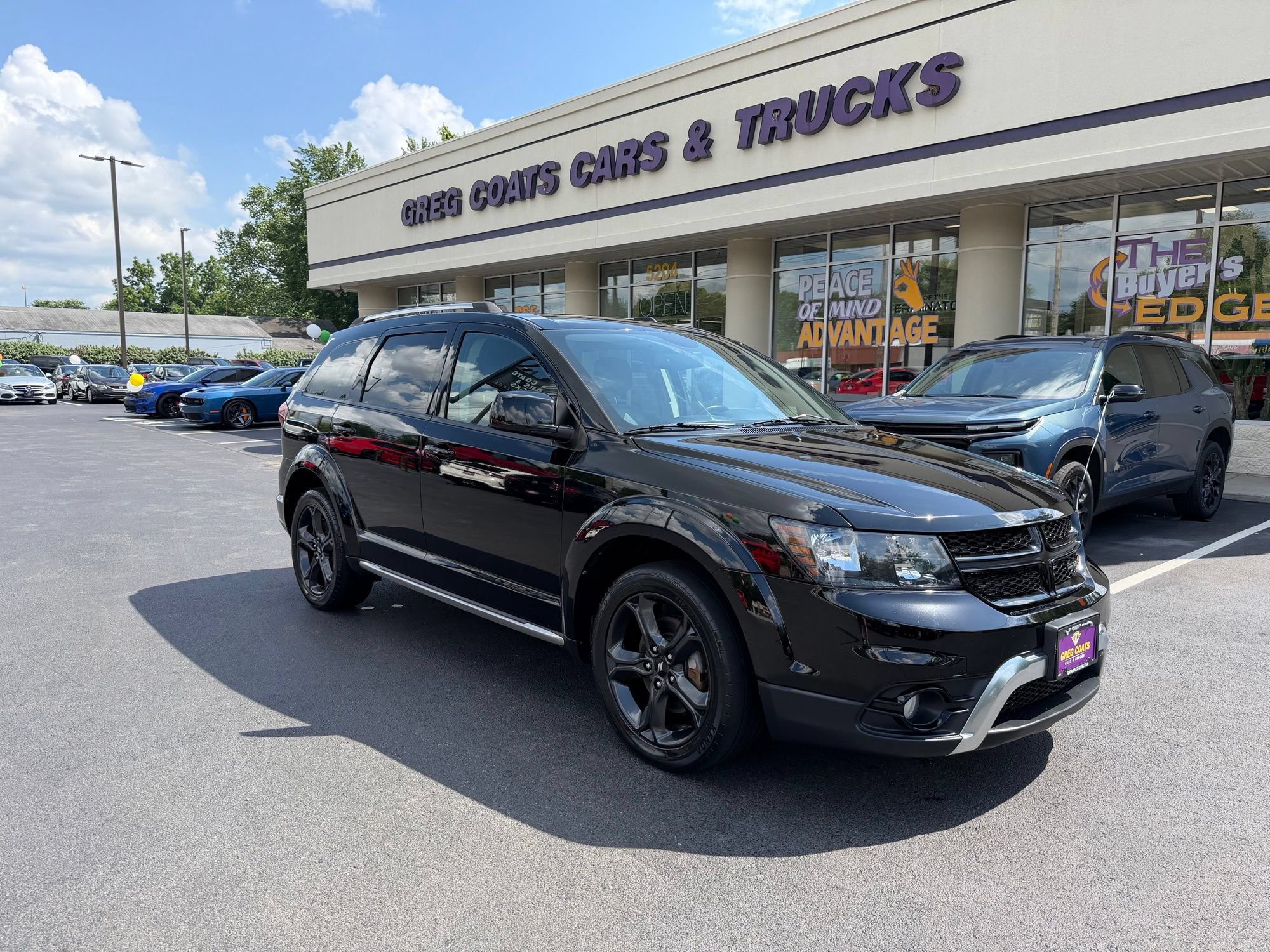 Used 2018 Dodge Journey Crossroad w/ Nav & Sun Group AWD/4WD image 1