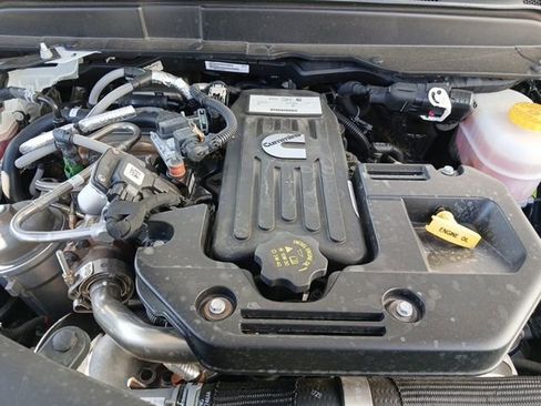 Used 2025 RAM 3500 Limited image 66