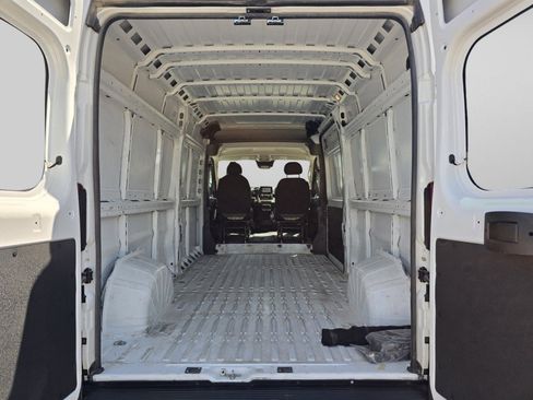 Used 2025 RAM ProMaster 2500 FWD image 22