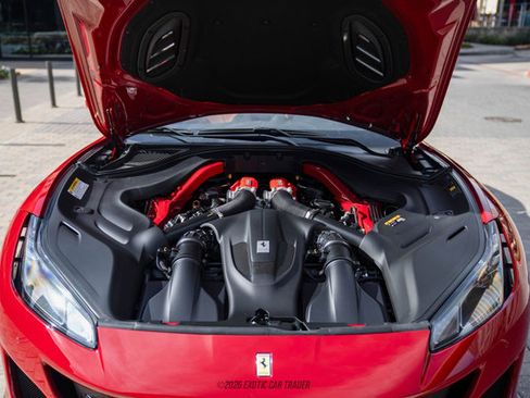 Used 2019 Ferrari Portofino image 24