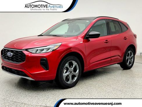 Used 2024 Ford Escape ST-Line AWD/4WD image 1