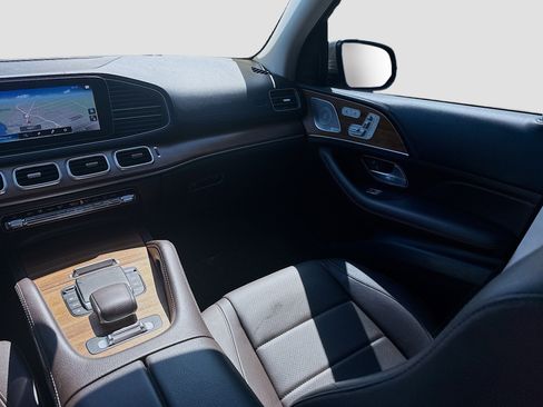 Used 2022 Mercedes-Benz GLS 450 4MATIC image 22