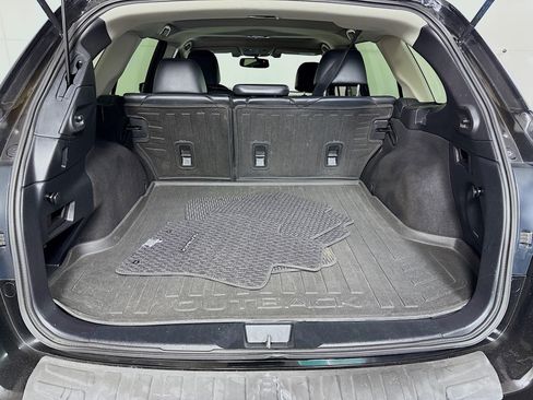 Used 2016 Subaru Outback 3.6R Limited image 41