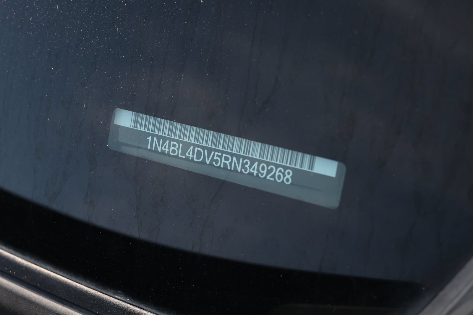 Used 2024 Nissan Altima 2.5 SV FWD image 32