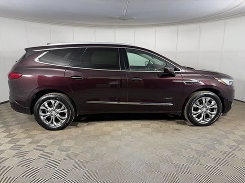 Used 2021 Buick Enclave Avenir w/ Avenir Technology Package AWD/4WD image 18