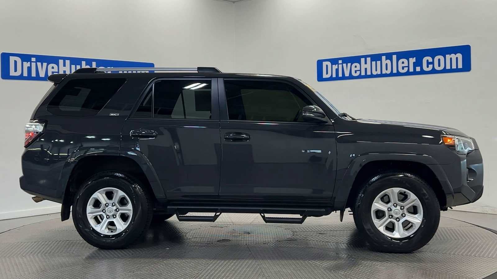 Used 2024 Toyota 4Runner SR5 Premium w/ Moonroof Package AWD/4WD image 9