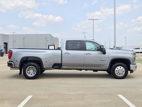 New 2026 Chevrolet Silverado 3500 LT w/ Texas Edition AWD/4WD image 7