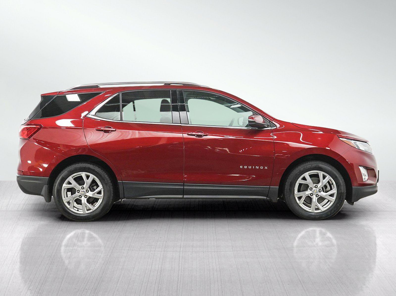 Used 2018 Chevrolet Equinox LT w/ Sun & Infotainment Package AWD/4WD image 6