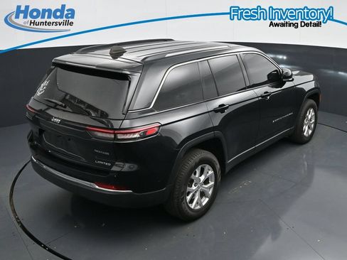 Used 2023 Jeep Grand Cherokee Limited RWD image 31