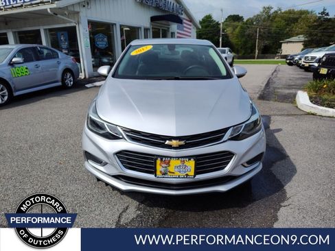 Used 2017 Chevrolet Cruze Premier FWD image 8