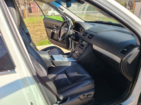 Used 2013 Volvo XC90 3.2 FWD image 19