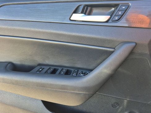 Used 2018 Hyundai Sonata Limited w/ Limited Ultimate Package 03 image 7