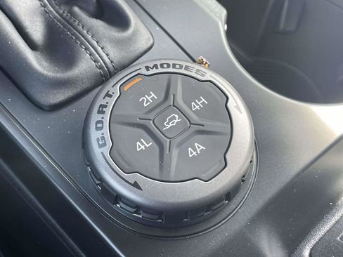 New 2025 Ford Bronco Badlands w/ Sasquatch Package image 28