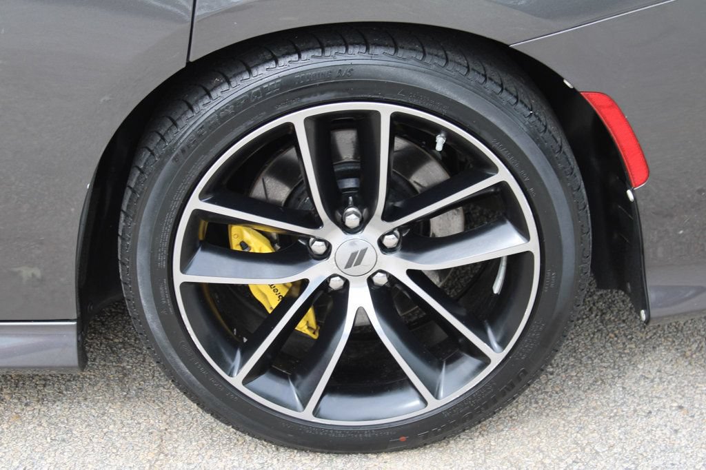Used 2017 Dodge Charger R/T Scat Pack RWD image 40
