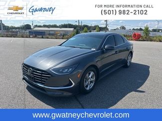 Used 2022 Hyundai Sonata SE image 1