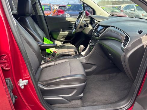 Used 2018 Chevrolet Trax LT w/ Driver Confidence Package image 13