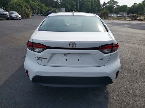 Used 2023 Toyota Corolla LE FWD image 5