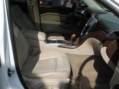 Used 2016 Cadillac SRX Luxury AWD/4WD image 25