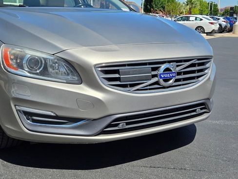 Used 2016 Volvo S60 T5 Inscription Platinum FWD image 9