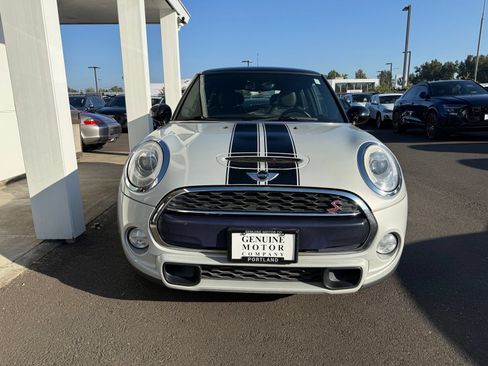 Used 2015 MINI Cooper S FWD image 2
