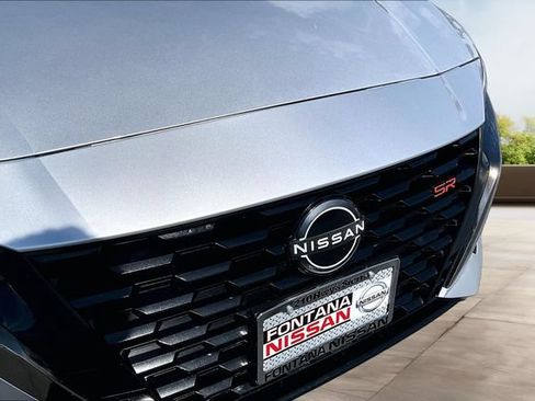 Used 2024 Nissan Altima 2.5 SR FWD image 30