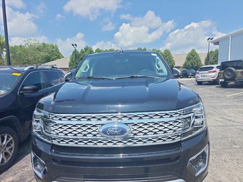 Used 2020 Ford Expedition Platinum AWD/4WD image 2