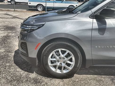 Used 2024 Chevrolet Equinox LS w/ LS Convenience Package FWD image 32