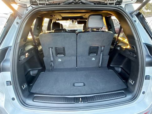 New 2025 Jeep Grand Cherokee L Limited image 29