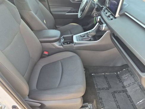 Certified 2025 Toyota RAV4 LE AWD/4WD image 29
