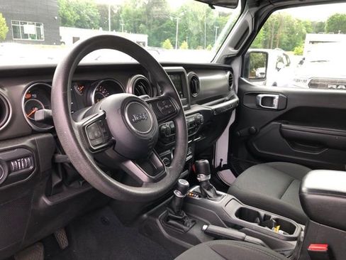 Used 2022 Jeep Wrangler Unlimited Sport AWD/4WD image 12