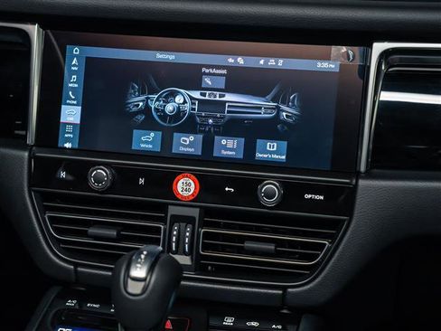 New 2026 Porsche Macan S image 27