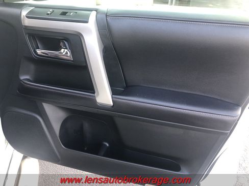 Used 2018 Toyota 4Runner Limited image 26