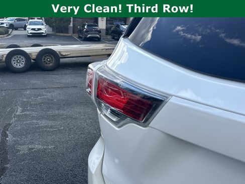 Used 2016 Toyota Highlander Limited AWD/4WD image 20